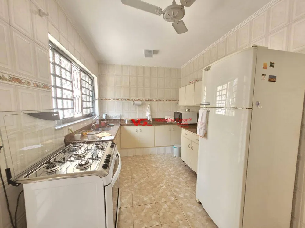 Sobrado, 5 quartos, 225 m² - Foto 4