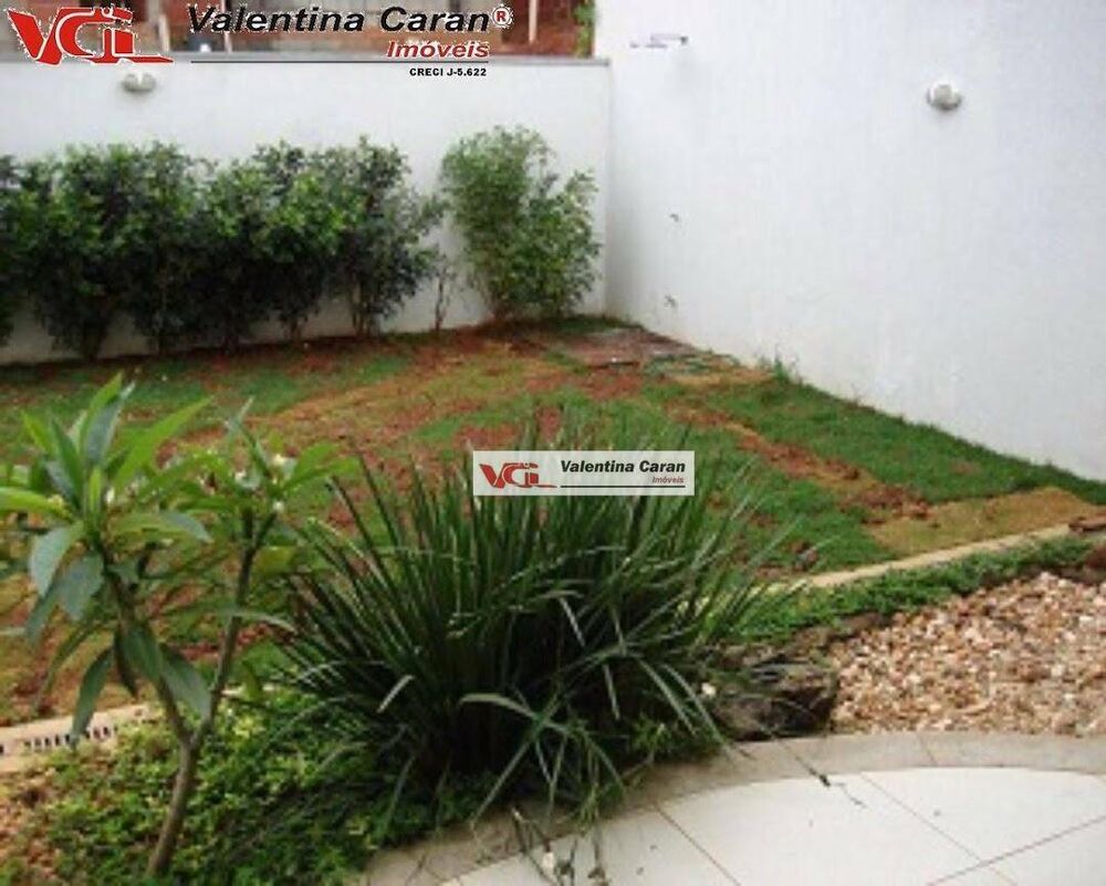 Casa de Condomínio à venda com 3 quartos, 330m² - Foto 4