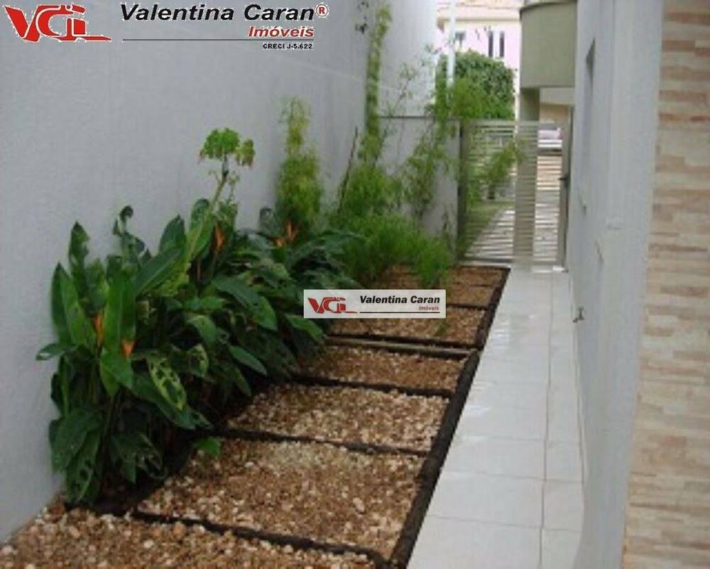 Casa de Condomínio à venda com 3 quartos, 330m² - Foto 3