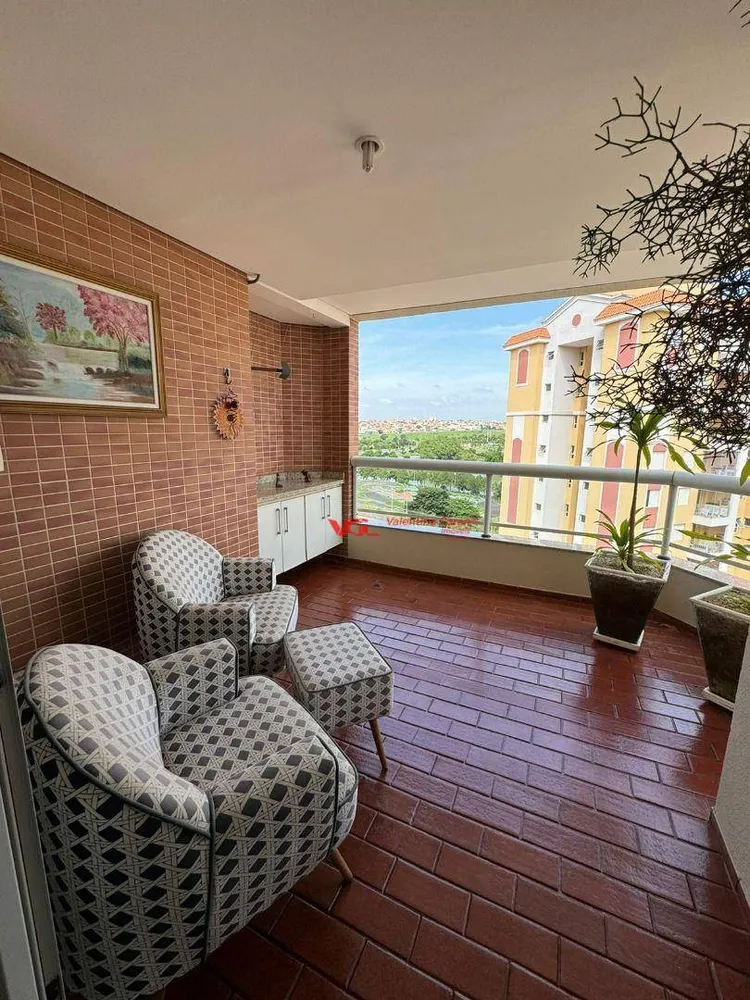 Apartamento, 4 quartos, 212 m² - Foto 4