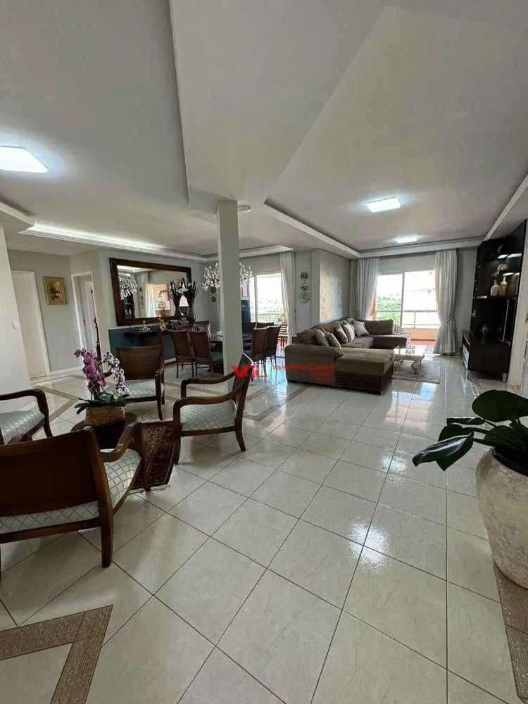 Apartamento, 4 quartos, 212 m² - Foto 2