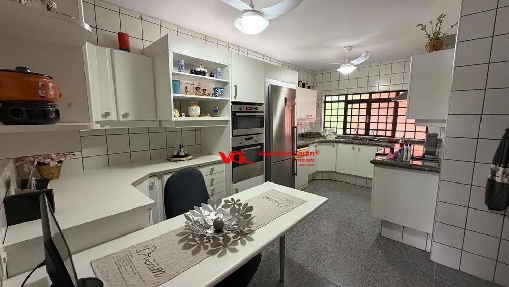 Chácara, 5 quartos, 2502 m² - Foto 9
