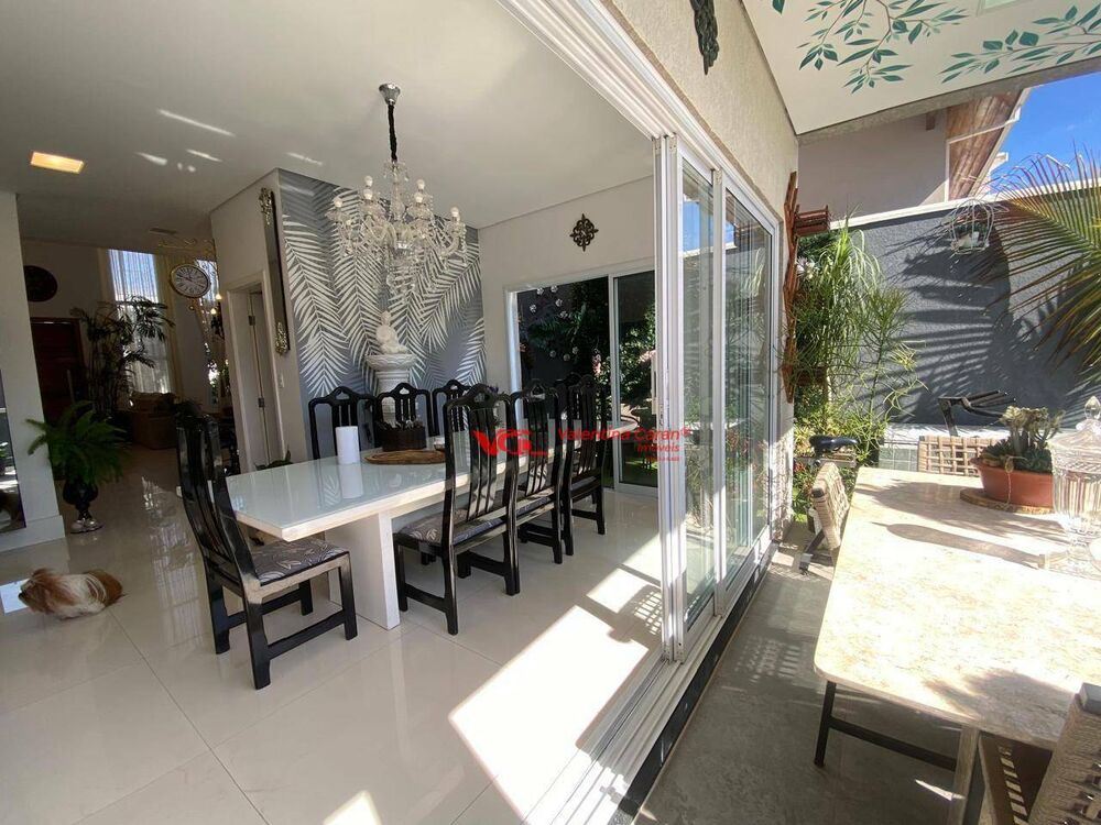 Sobrado, 3 quartos, 262 m² - Foto 7