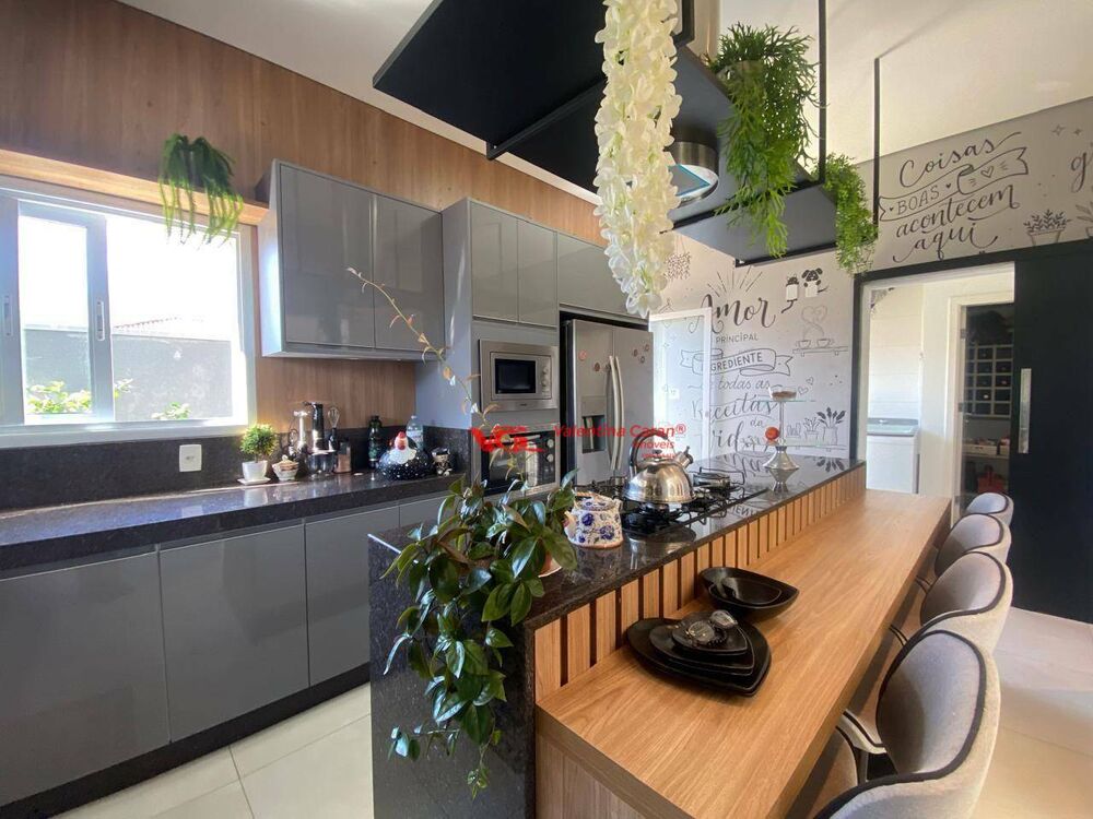 Sobrado, 3 quartos, 262 m² - Foto 5