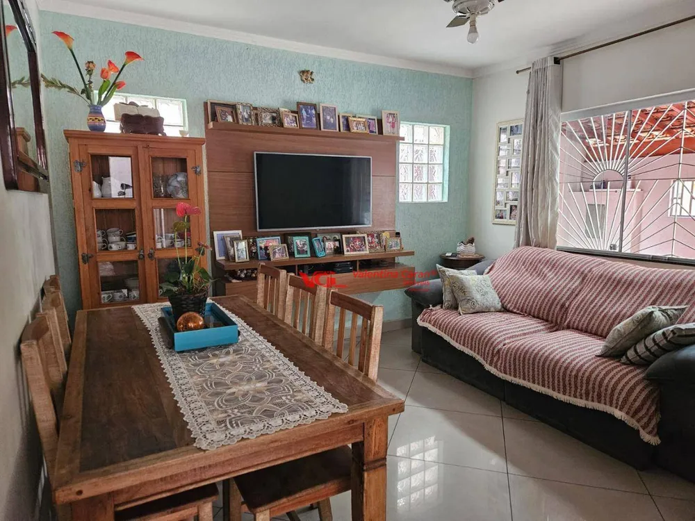 Casa, 4 quartos, 170 m² - Foto 1