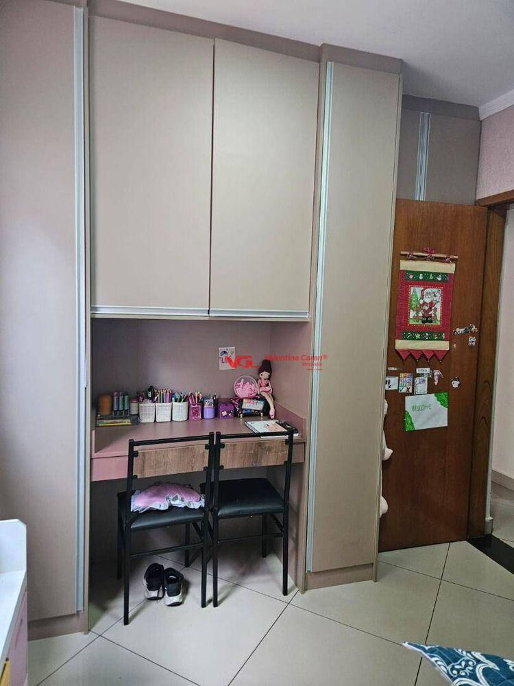 Casa, 4 quartos, 170 m² - Foto 2