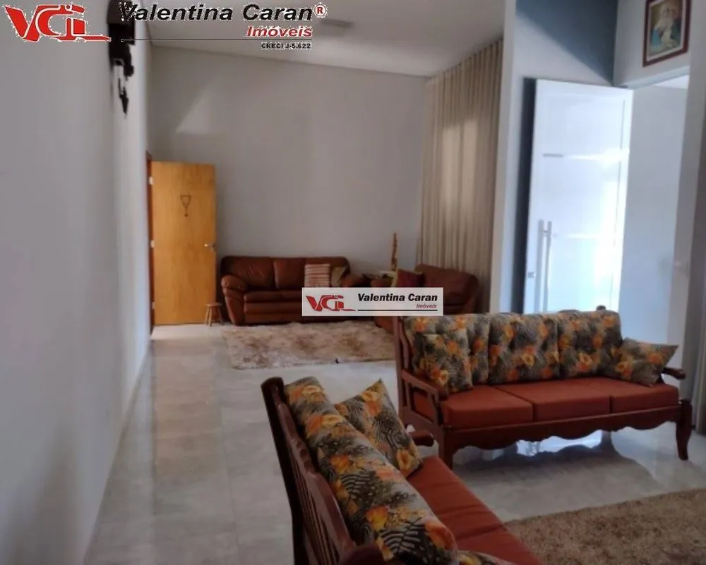 Chácara, 3 quartos, 1000 m² - Foto 1