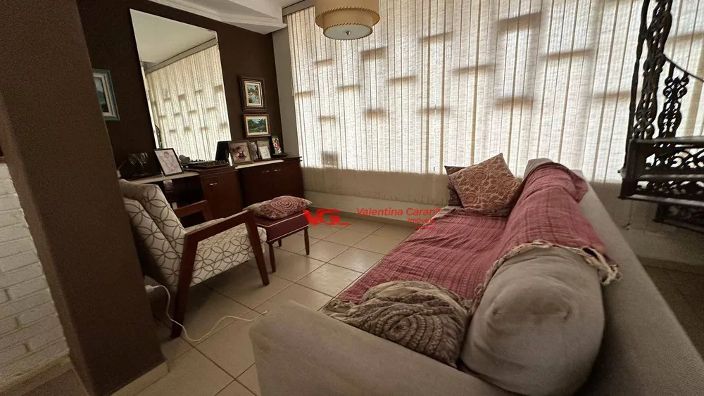 Casa, 3 quartos, 256 m² - Foto 4