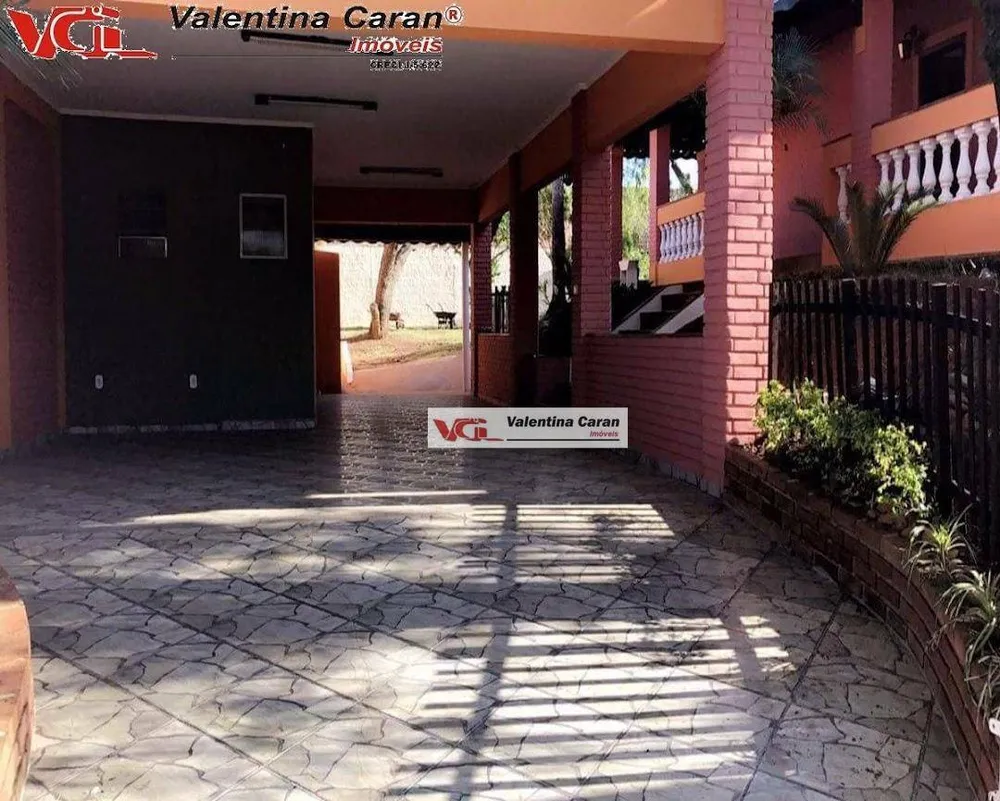 Casa, 3 quartos, 222 m² - Foto 2