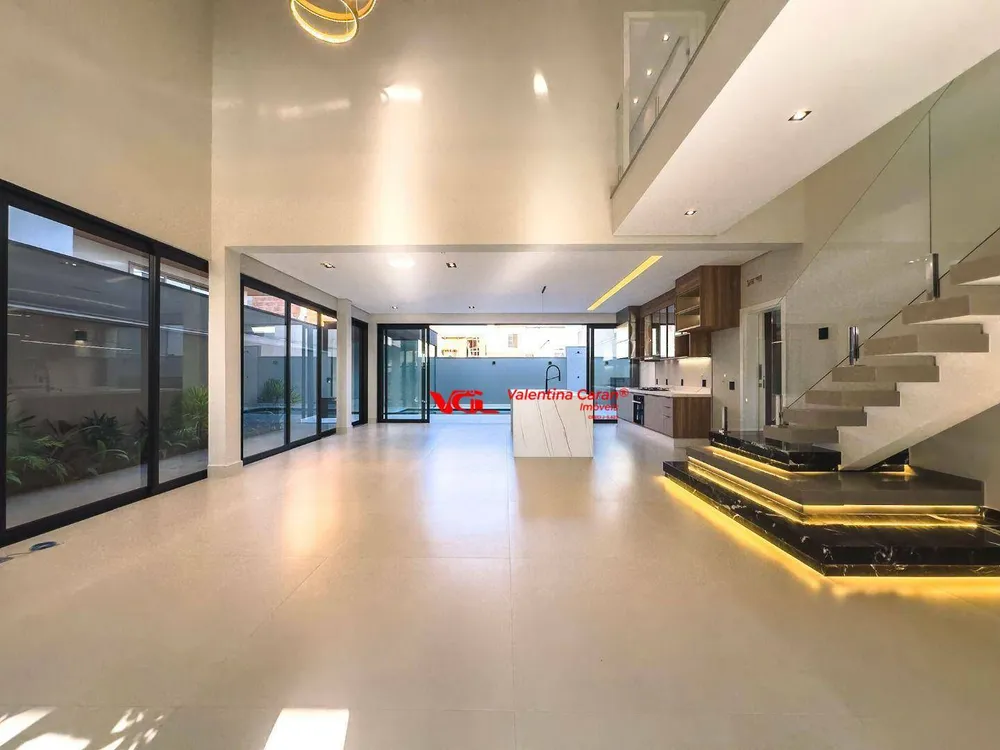 Sobrado, 4 quartos, 276 m² - Foto 1