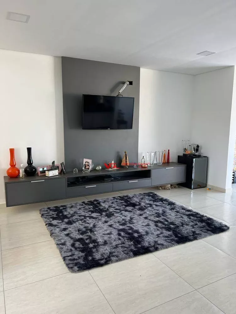 Sobrado à venda com 4 quartos, 280m² - Foto 4