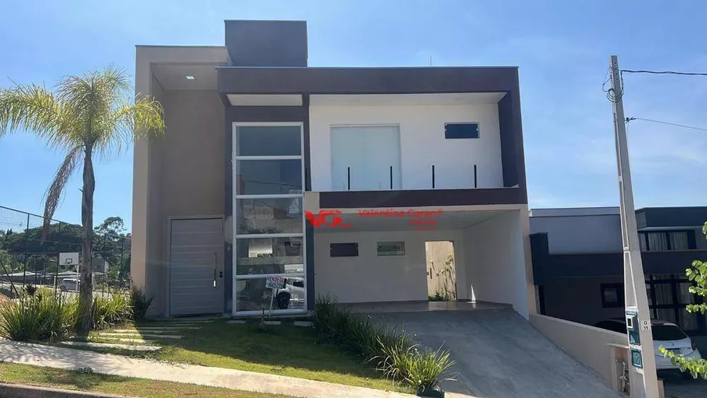 Sobrado à venda com 4 quartos, 280m² - Foto 1