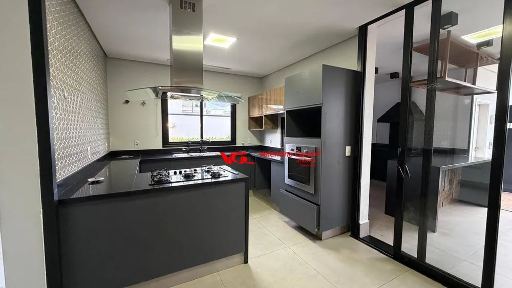 Sobrado, 4 quartos, 320 m² - Foto 2