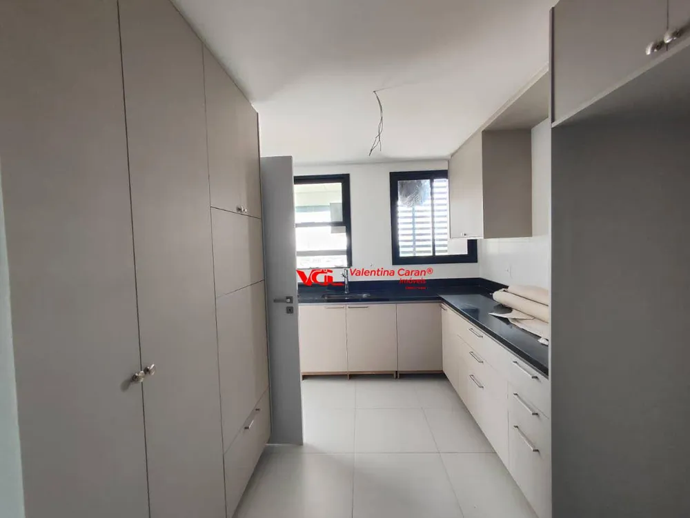 Apartamento, 3 quartos, 154 m² - Foto 2