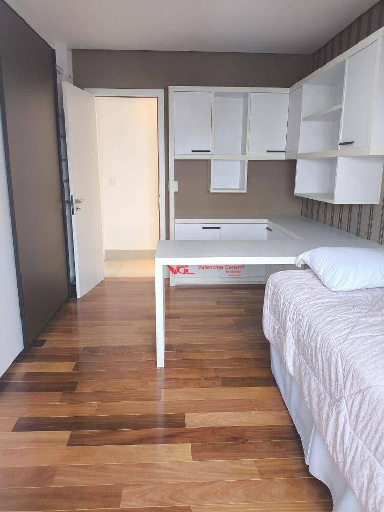 Cobertura, 3 quartos, 229 m² - Foto 2