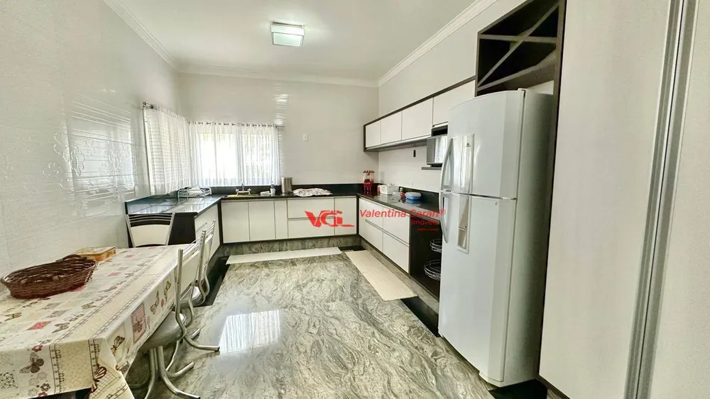 Chácara, 8 quartos, 5000 m² - Foto 8