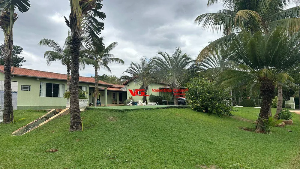 Chácara, 9 quartos, 5000 m² - Foto 1
