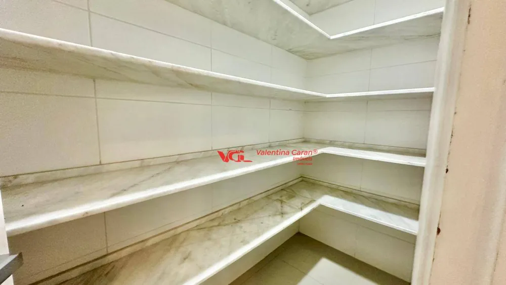 Sobrado, 5 quartos, 420 m² - Foto 2