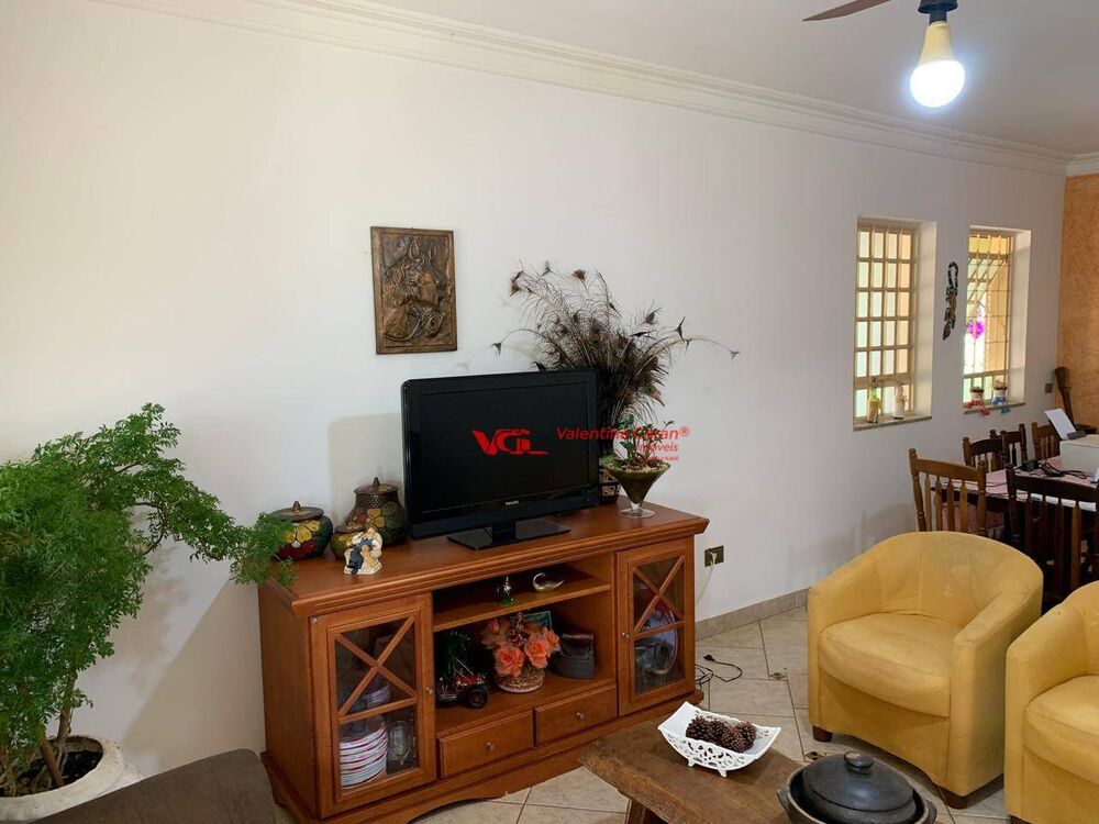Chácara, 4 quartos, 3020 m² - Foto 8
