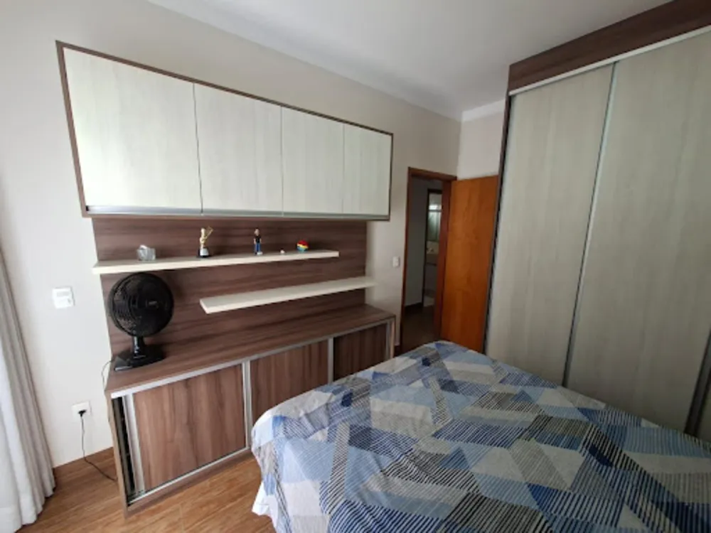 Sobrado, 4 quartos, 156 m² - Foto 1