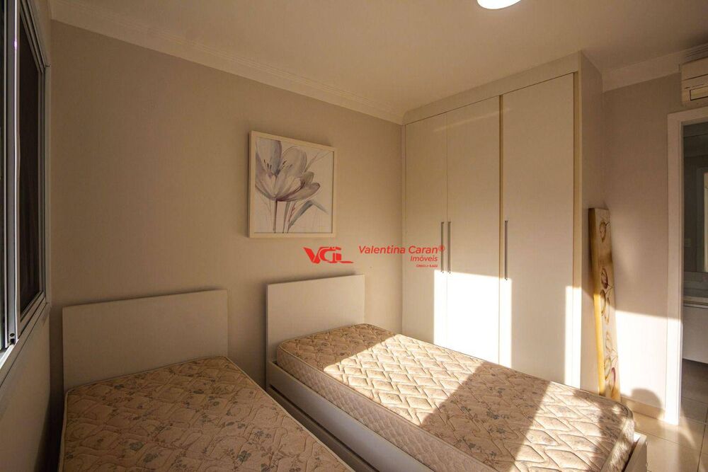 Chácara à venda com 7 quartos, 700m² - Foto 8
