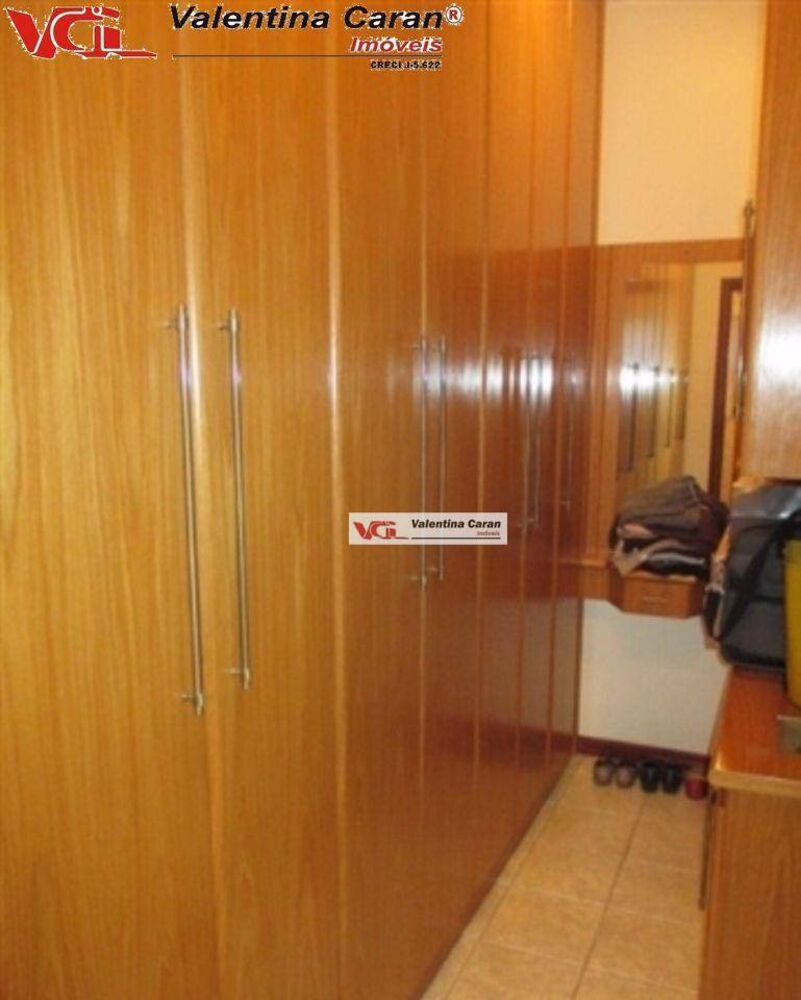 Chácara à venda com 6 quartos, 740m² - Foto 4