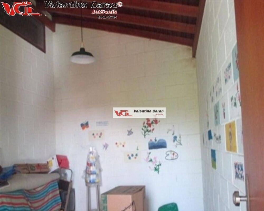 Chácara à venda com 6 quartos, 740m² - Foto 11