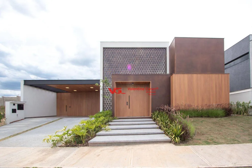Sobrado, 4 quartos, 402 m² - Foto 1