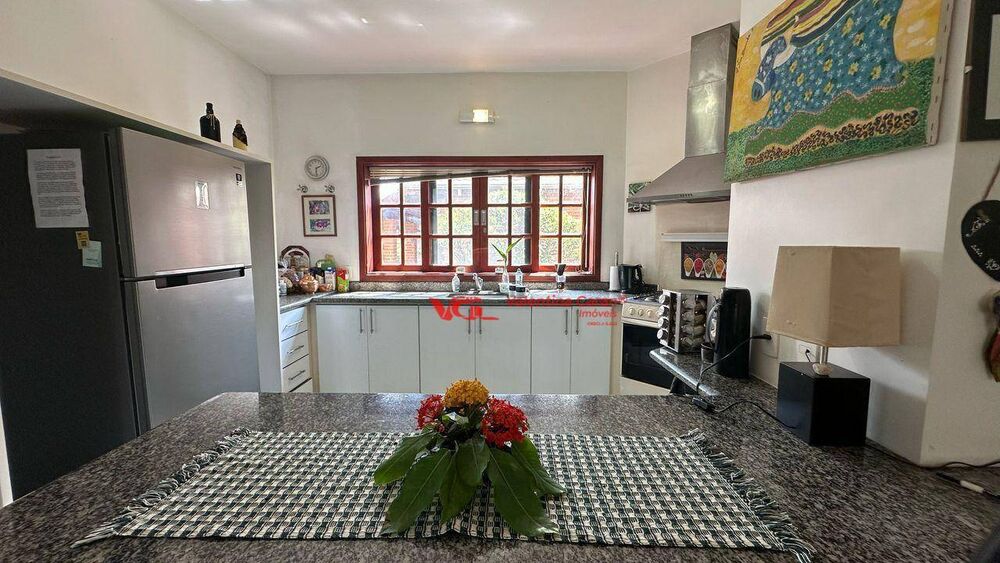 Chácara, 6 quartos, 2500 m² - Foto 4