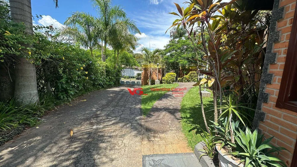 Chácara, 6 quartos, 2500 m² - Foto 2