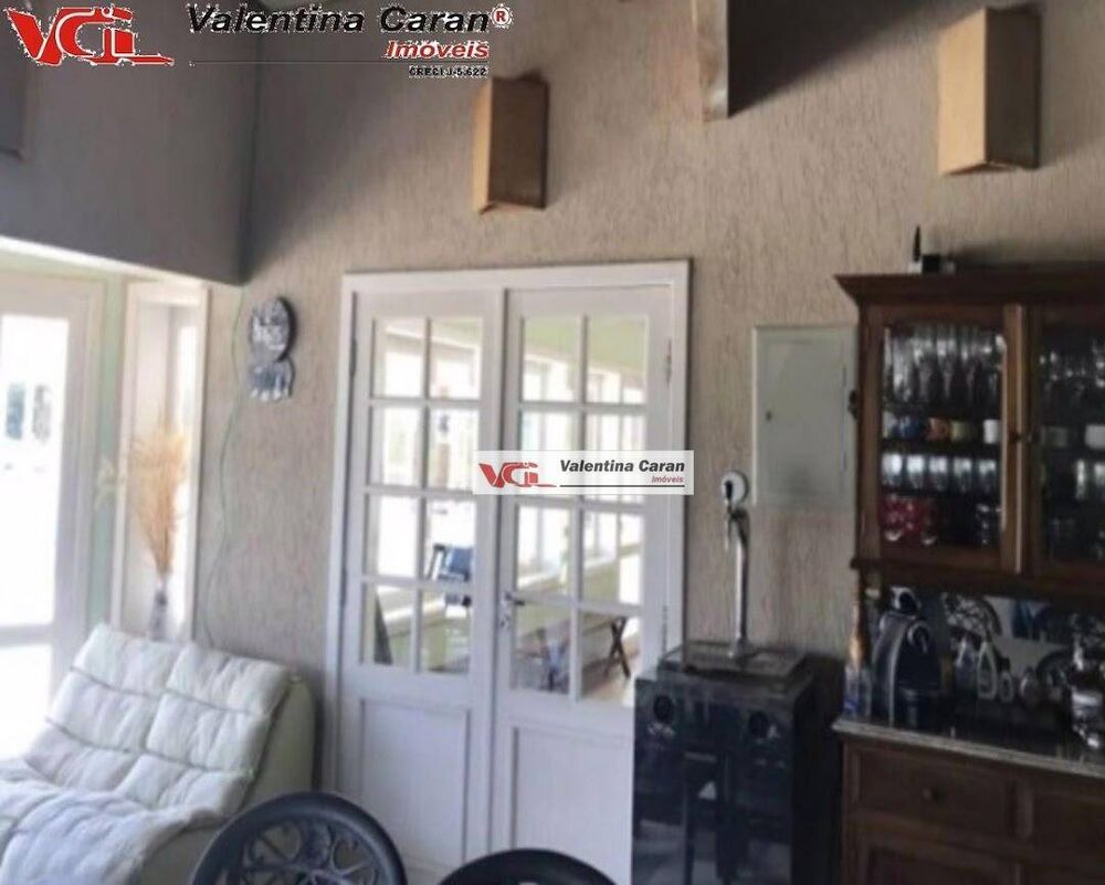 Chácara à venda com 4 quartos, 700m² - Foto 2