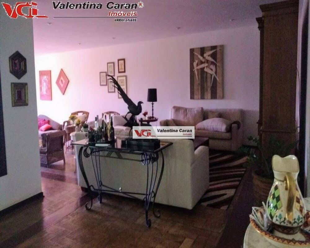 Chácara à venda com 4 quartos, 750m² - Foto 2