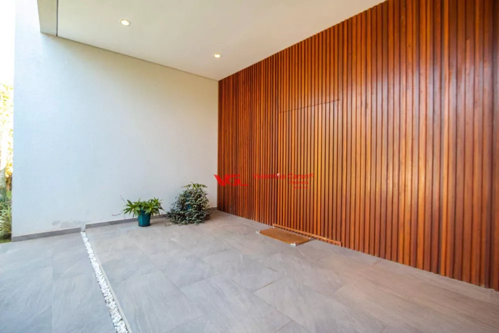 Chácara à venda com 6 quartos, 1169m² - Foto 2