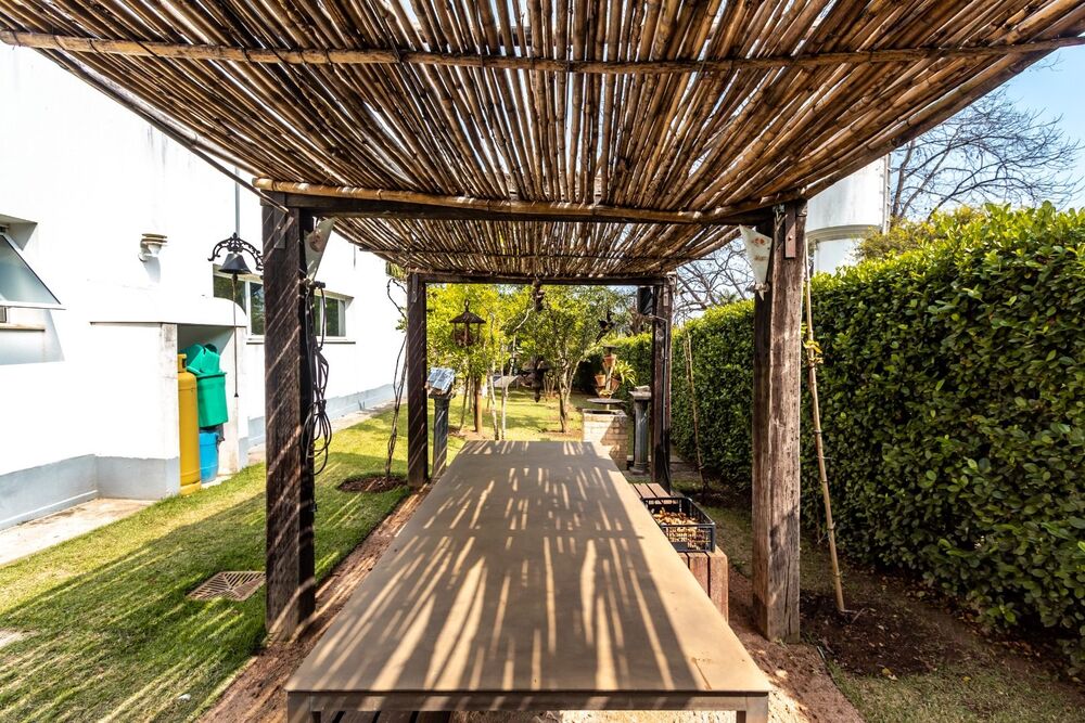 Chácara à venda com 6 quartos, 750m² - Foto 17