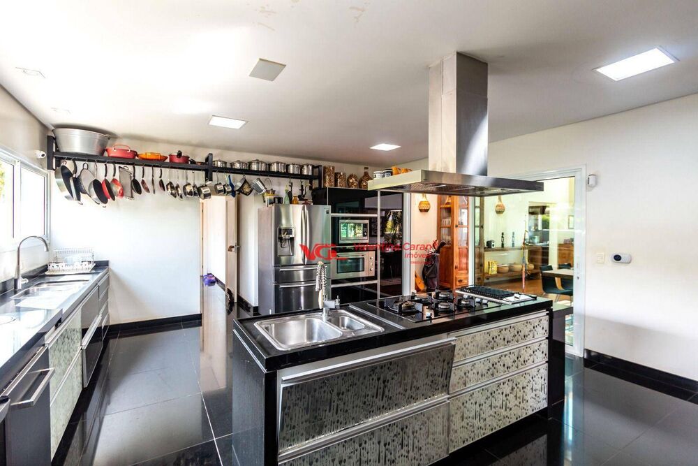 Chácara à venda com 6 quartos, 750m² - Foto 5