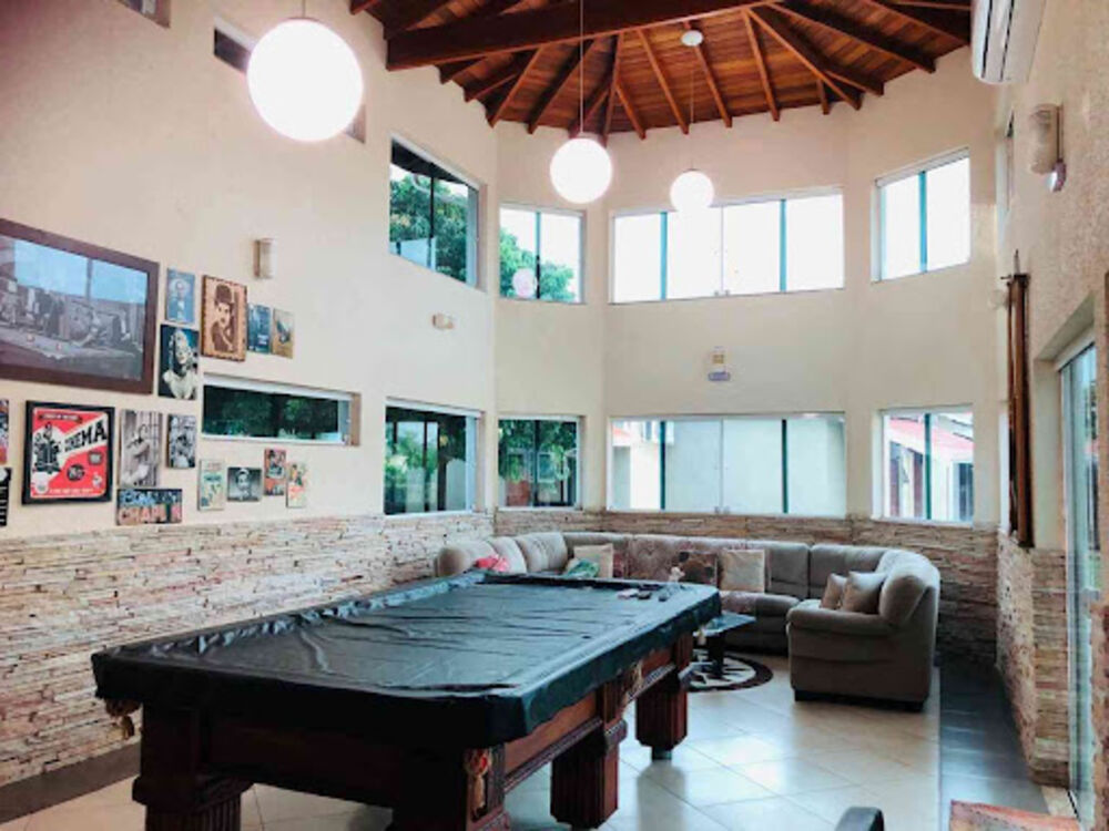 Chácara, 4 quartos, 1300 m² - Foto 1