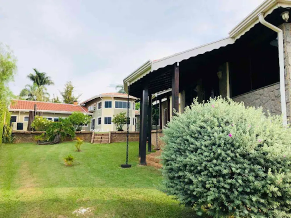Chácara, 4 quartos, 1300 m² - Foto 1