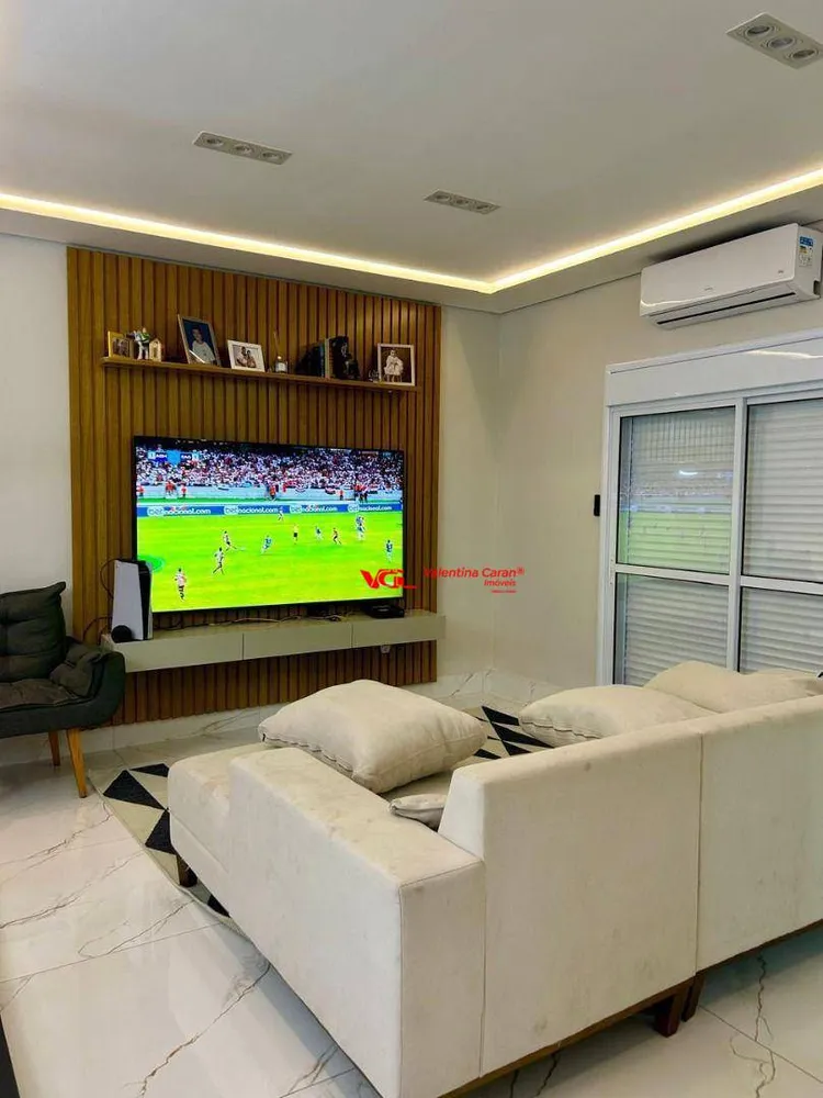 Casa, 3 quartos, 230 m² - Foto 2