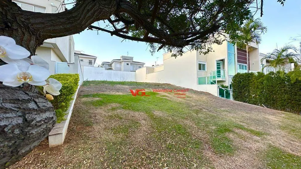 Loteamento e Condomínio, 350 m² - Foto 1