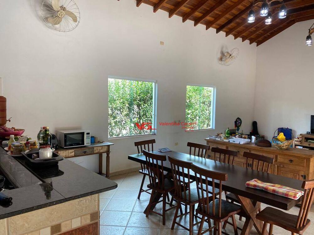 Chácara, 4 quartos, 1202 m² - Foto 2