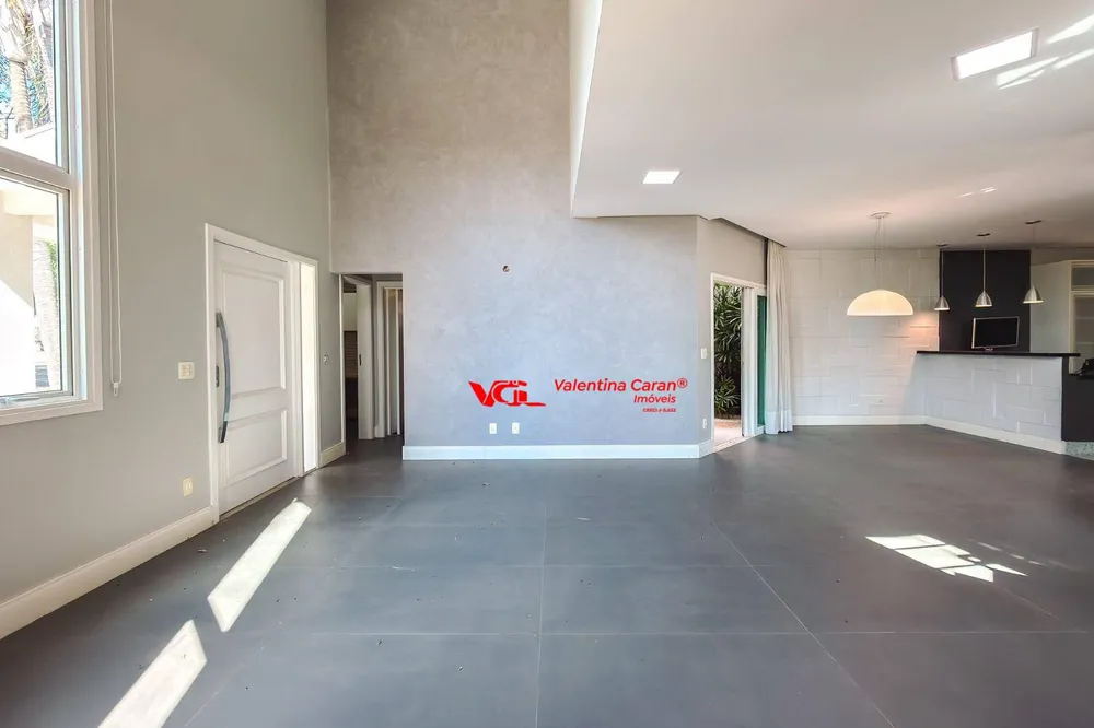 Sobrado, 3 quartos, 310 m² - Foto 1