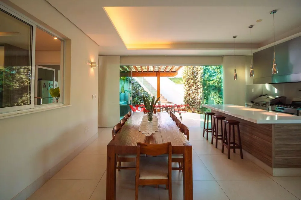 Sobrado, 4 quartos, 435 m² - Foto 2