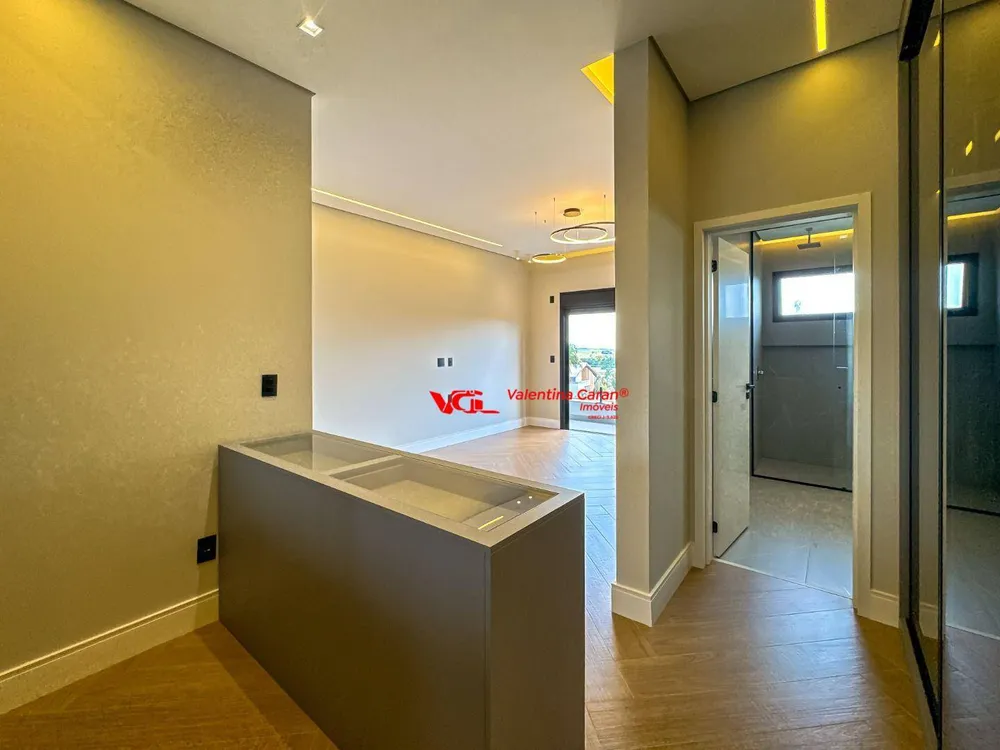 Sobrado, 3 quartos, 311 m² - Foto 2
