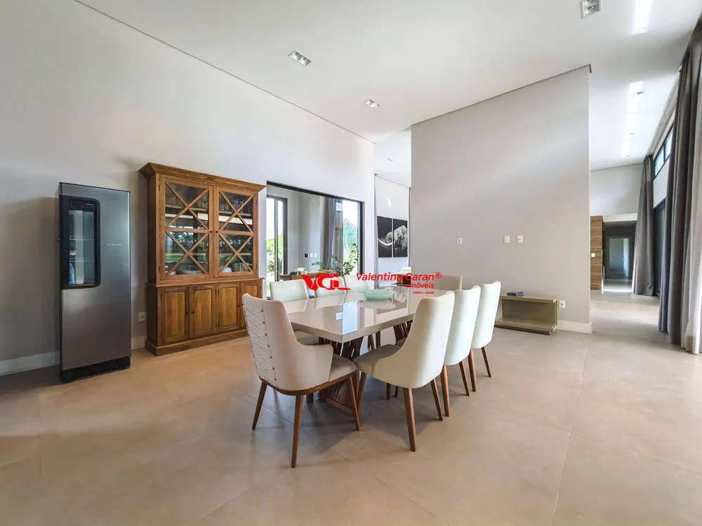 Chácara, 4 quartos, 3000 m² - Foto 1
