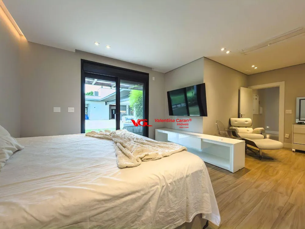 Chácara, 4 quartos, 3000 m² - Foto 11