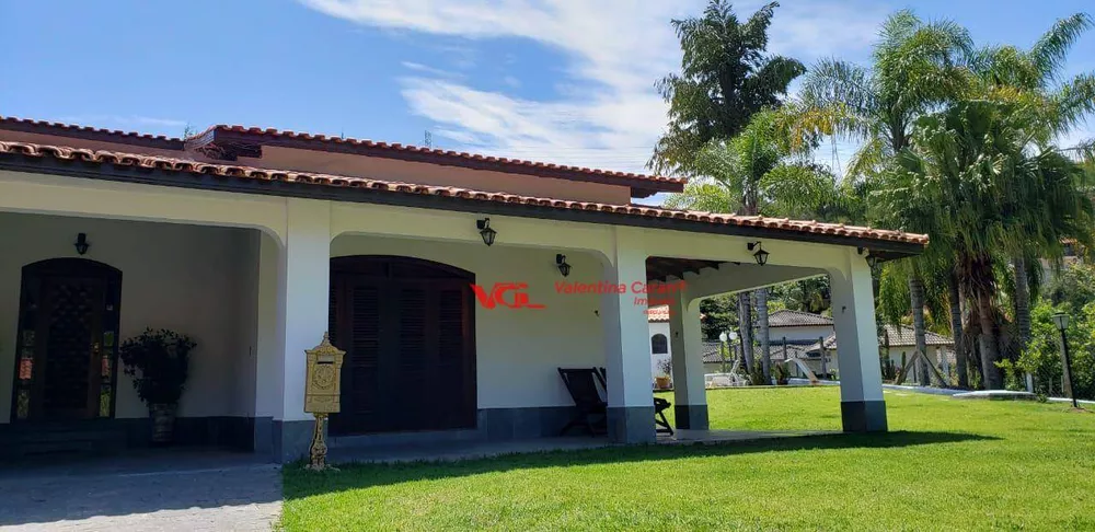 Casa de Condomínio à venda com 4 quartos, 450m² - Foto 1