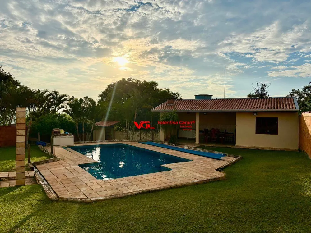 Chácara, 3 quartos, 1000 m² - Foto 1