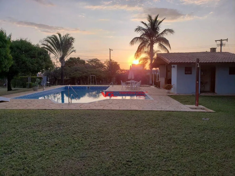 Chácara, 2 quartos, 3000 m² - Foto 1