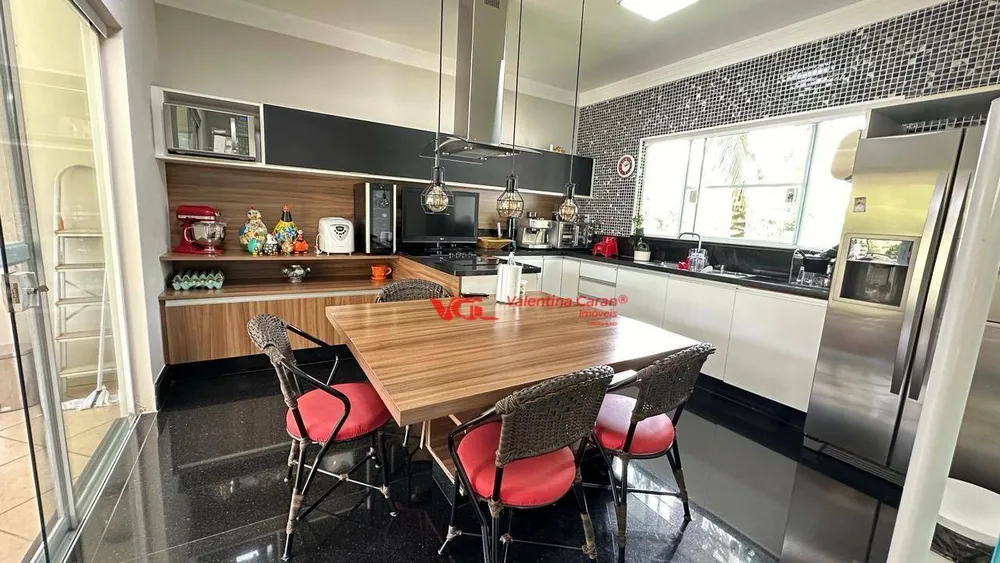 Chácara, 4 quartos, 2800 m² - Foto 2