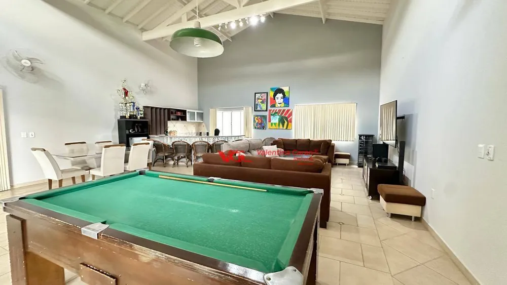 Chácara, 4 quartos, 2800 m² - Foto 1